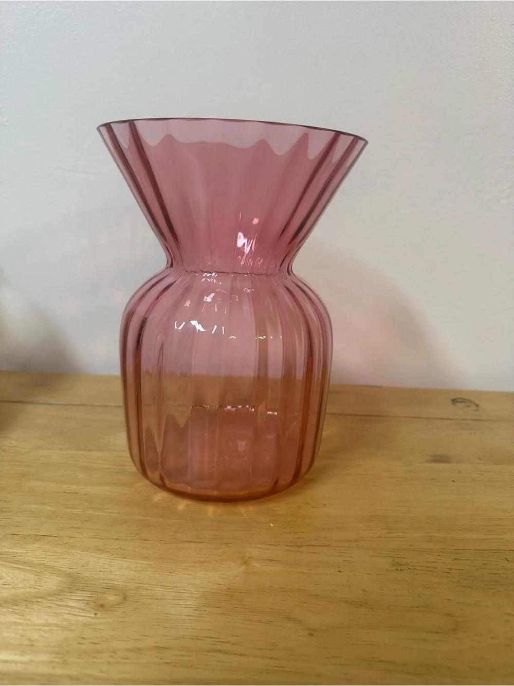 Vintage cranberry pilgrim art Glass Ribbed Vase - Brand Unknown